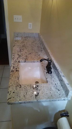 11164810_819438554777768_4501780272909387136_n